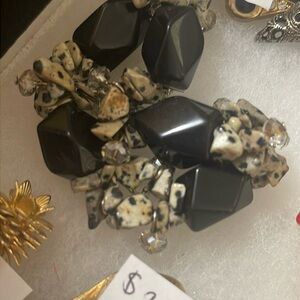 Bracelet, Black beads